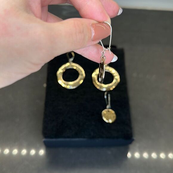 Fashion Jewelry Bundle- Earrings - Picture 6 of 8